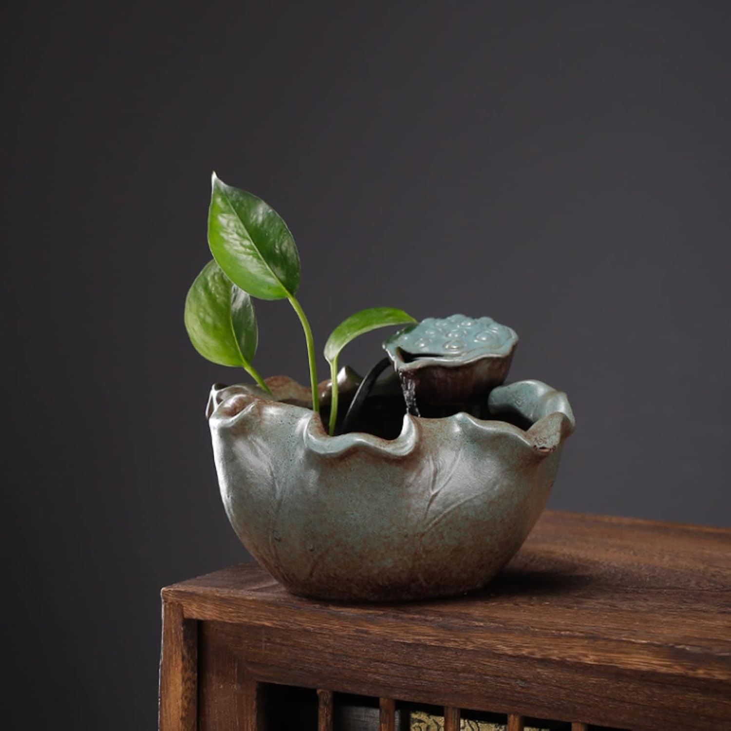 Ceramic Lotus Leaf Tabletop Water Fountain with Mist