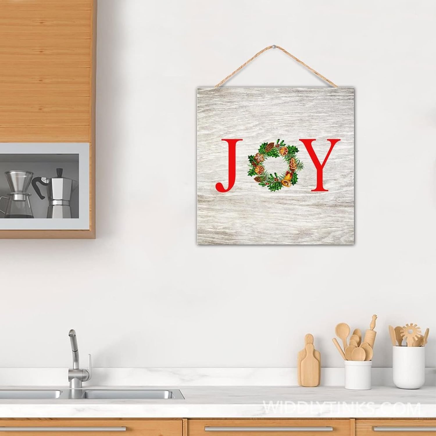 CustonCares Joy Christmas Flowers Wreath Wooden Sign