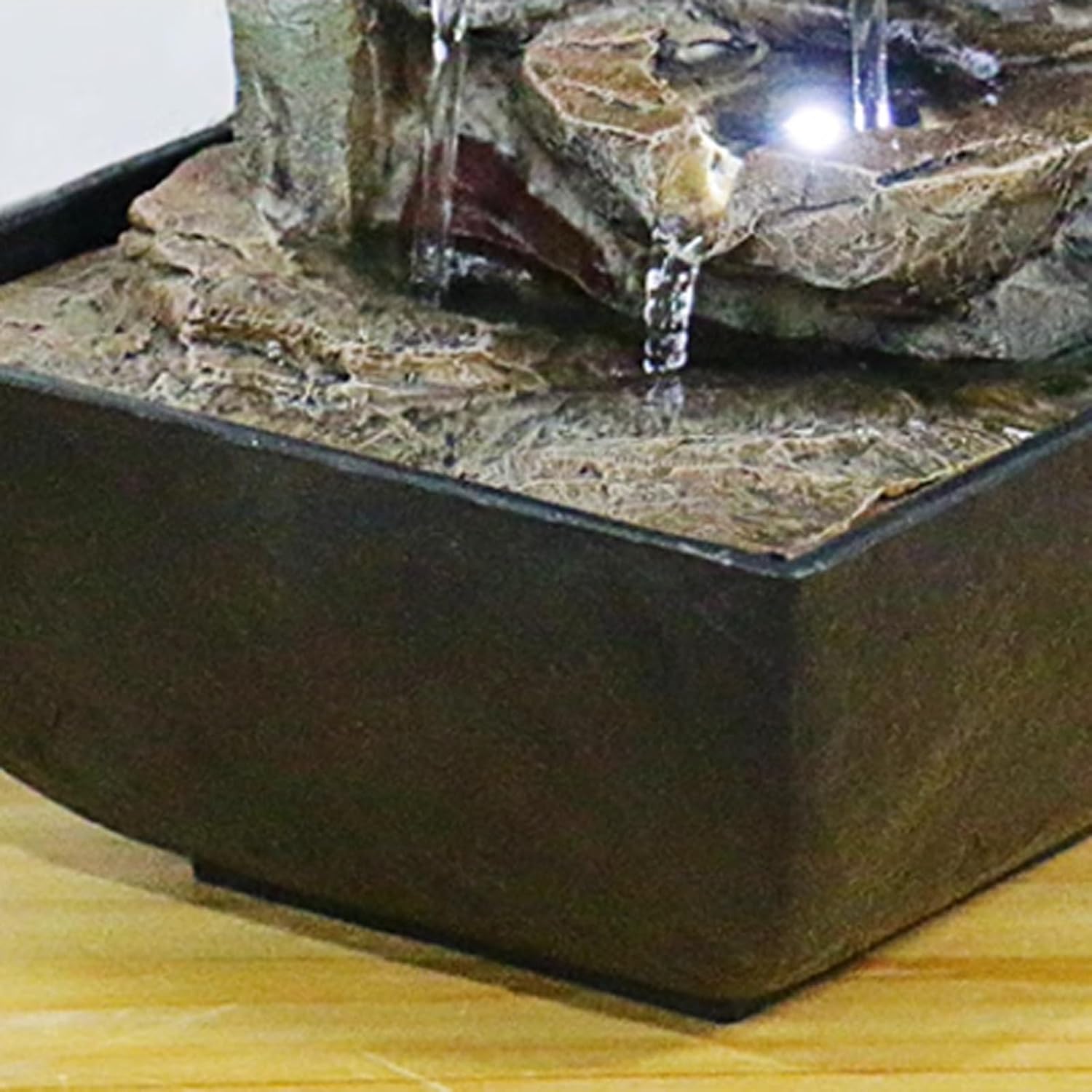 Modern Tabletop Waterfall Fountain with Rockery Design